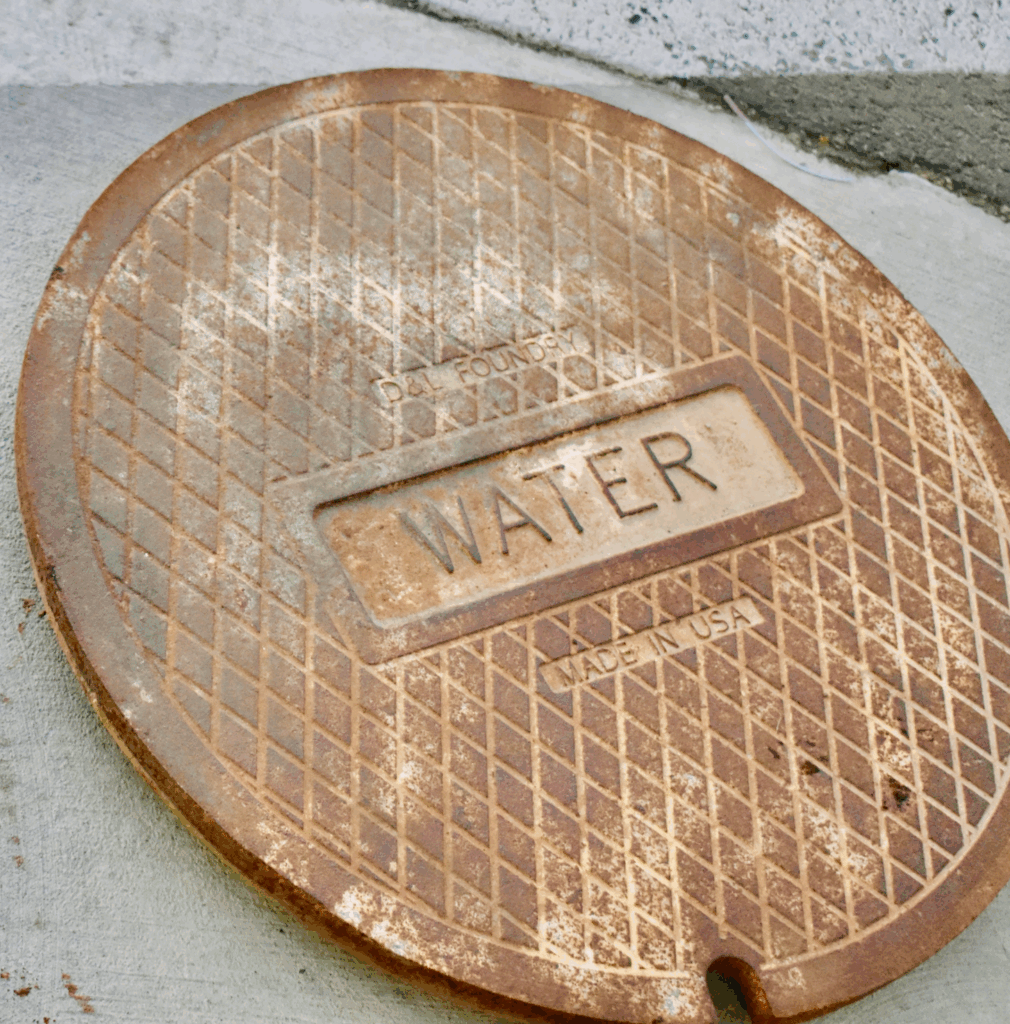Vacuum truck crew providing full-service water management and excavation in Utah.
